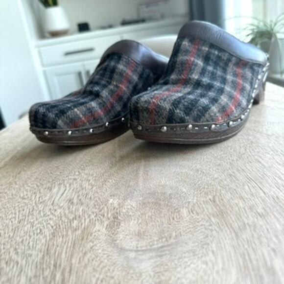 Sofft Wool & Leather Tartan Clogs, Size 10 - Picture 5 of 7